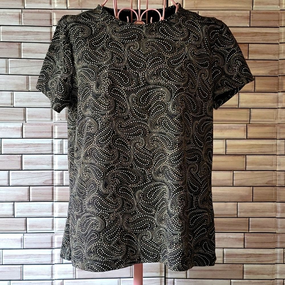 Croft and Barrow t-shirt Size M